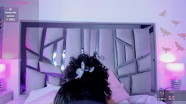  lanna jhonson  online show from January 31, 11:35 am