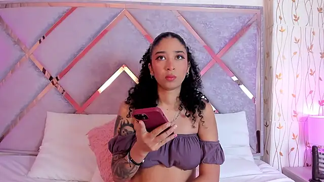  lanna jhonson  online show from February 1, 12:05 pm