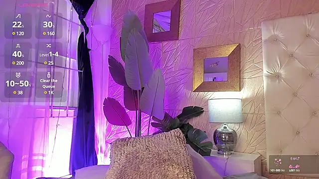  lanna jhonson  online show from February 12, 9:11 pm