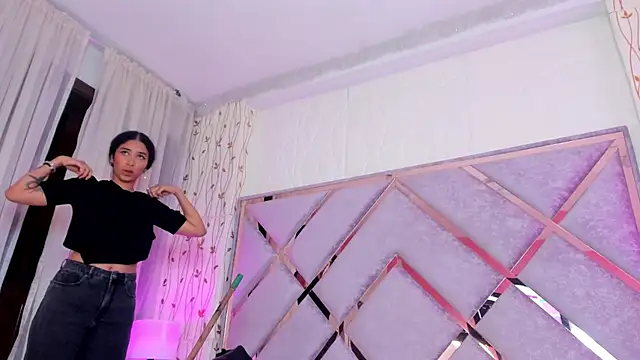  lanna jhonson  online show from February 28, 5:04 pm