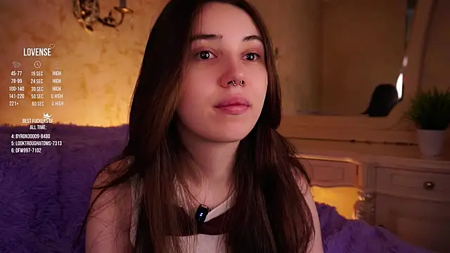 GillianDowdey online show from October 29, 3:09 am