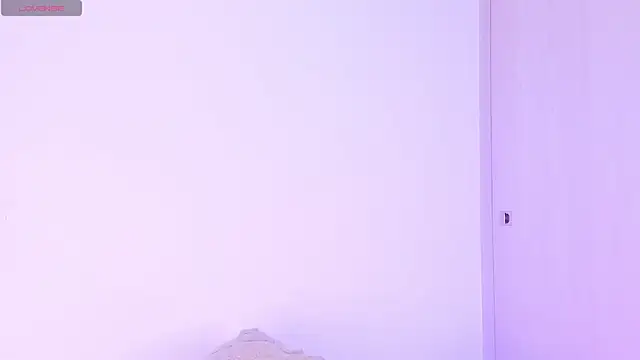 Nix Taylor online show from March 4, 6:50 pm