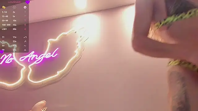 Ninna monroe  online show from February 22, 1:57 pm