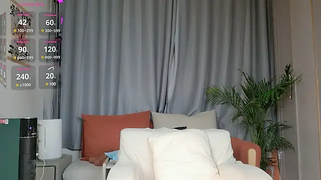 Youth3  online show from January 8, 9:53 am