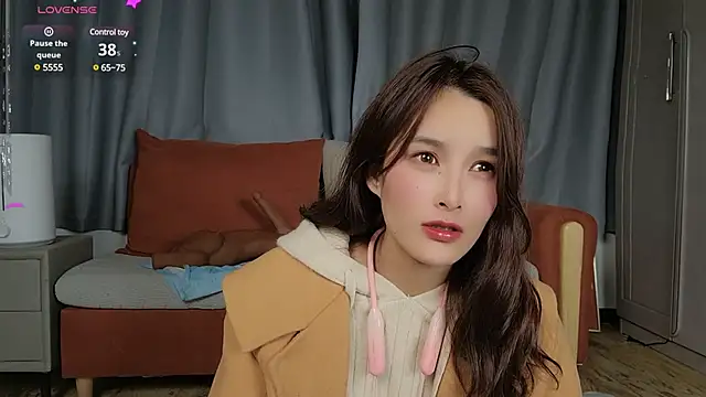 Youth3  online show from January 14, 8:04 pm