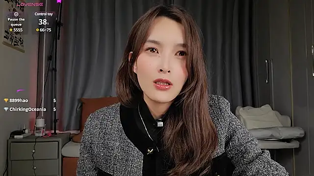 Youth3  online show from February 5, 3:09 pm