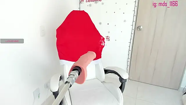 Snapshot of Mia_adams66 chatting on January 8, 6:52 pm Mia adams66 online show from January 8, 6:52 pm