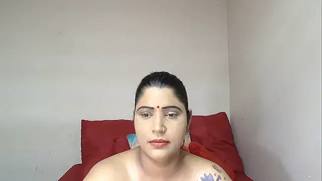 Snapshot of XIndianintimacy chatting on December 18, 9:40 pm XIndianintimacy online show from December 18, 9:40 pm