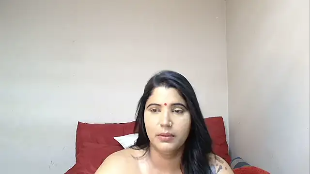 Snapshot of XIndianintimacy chatting on January 4, 11:06 pm XIndianintimacy online show from January 4, 11:06 pm