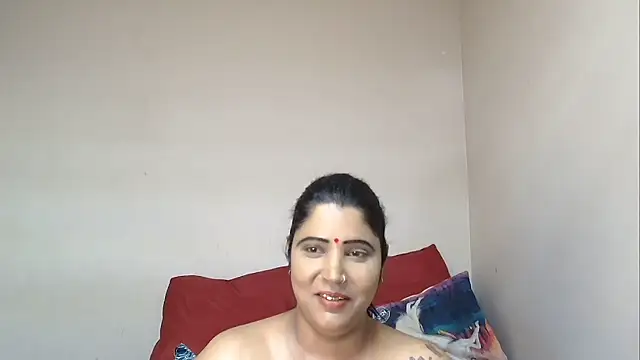 Snapshot of XIndianintimacy chatting on January 11, 8:54 pm XIndianintimacy online show from January 11, 8:54 pm