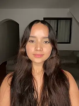 MollySanders    online show from December 13, 2:21 am