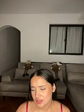 MollySanders    online show from December 14, 11:12 pm