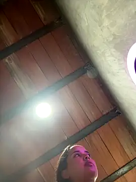 MollySanders    online show from October 21, 10:54 pm