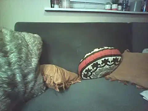 Snapshot of Big-Tits-McGee chatting on January 28, 4:18 am Big-Tits-McGee online show from January 28, 4:18 am