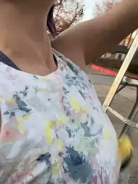 Snapshot of Big-Tits-McGee chatting on February 3, 11:47 pm Big-Tits-McGee online show from February 3, 11:47 pm