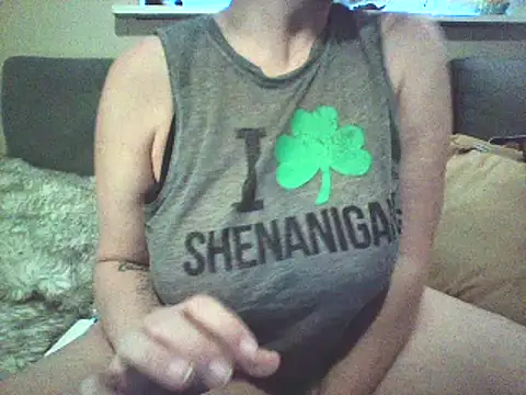 Snapshot of Big-Tits-McGee chatting on March 17, 3:18 pm Big-Tits-McGee online show from March 17, 3:18 pm