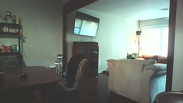 Snapshot of Big-Tits-McGee chatting on October 3, 1:19 pm Big-Tits-McGee online show from October 3, 1:19 pm