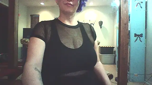 Snapshot of Big-Tits-McGee chatting on October 22, 3:01 pm Big-Tits-McGee online show from October 22, 3:01 pm