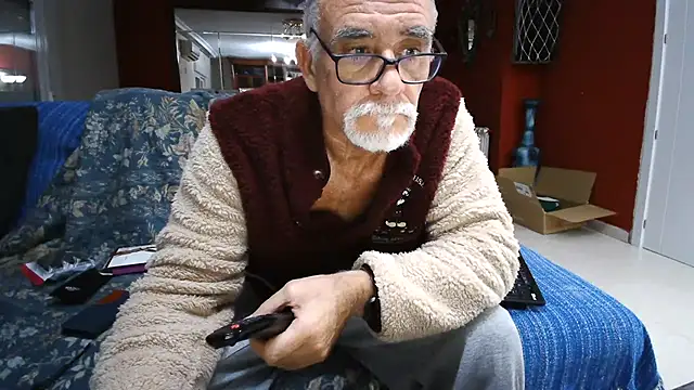 maduroguapo online show from February 2, 10:17 pm