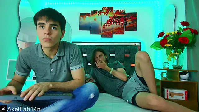 Snapshot of Alex_and_Fabian chatting on January 29, 6:50 pm Alex and Fabian online show from January 29, 6:50 pm