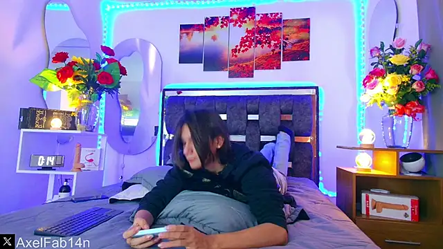 Snapshot of Alex_and_Fabian chatting on February 16, 6:43 pm Alex and Fabian online show from February 16, 6:43 pm