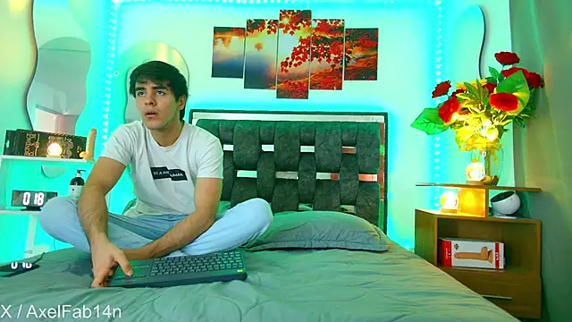 Snapshot of Alex_and_Fabian chatting on March 8, 6:37 pm Alex and Fabian online show from March 8, 6:37 pm