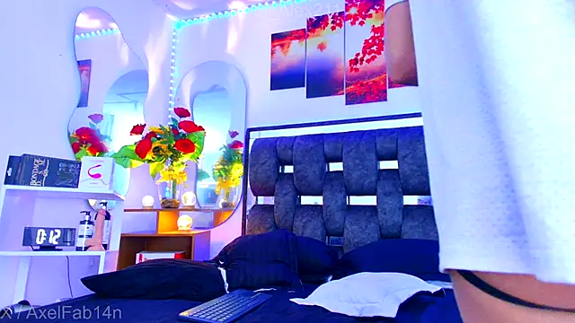 Snapshot of Alex_and_Fabian chatting on September 21, 8:32 pm Alex and Fabian online show from September 21, 8:32 pm