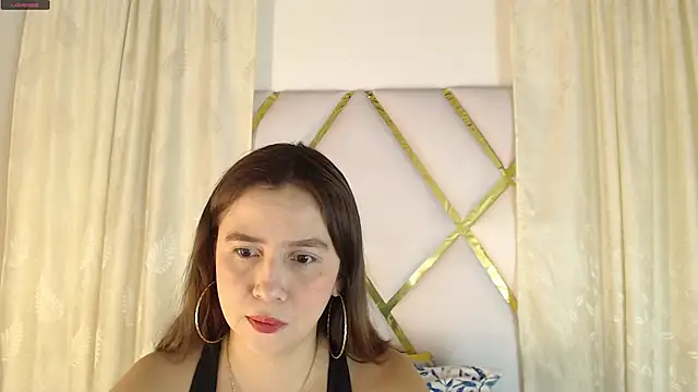 Heidy Wells online show from January 31, 11:35 am