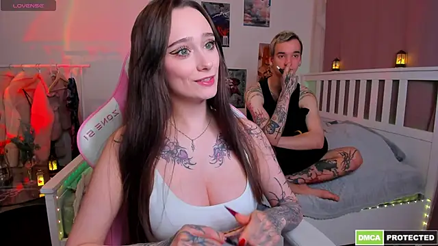 arlen here online show from December 23, 6:58 pm