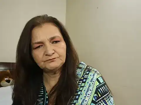 Bellaisa online show from January 12, 11:15 pm