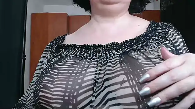  MissJ  online show from January 9, 11:47 am