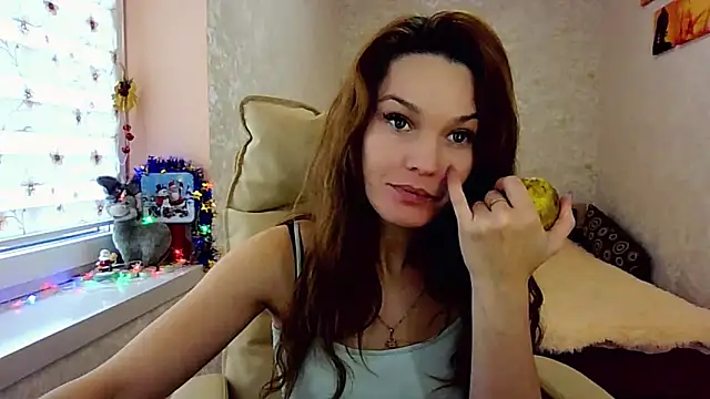 impossibleluna online show from December 11, 9:09 am