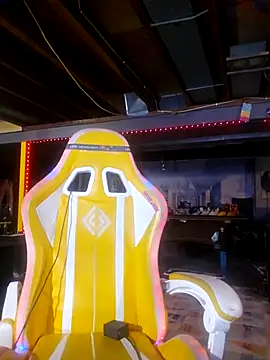 Snapshot of Cpp3377 chatting on December 20, 11:28 am Cpp3377 online show from December 20, 11:28 am