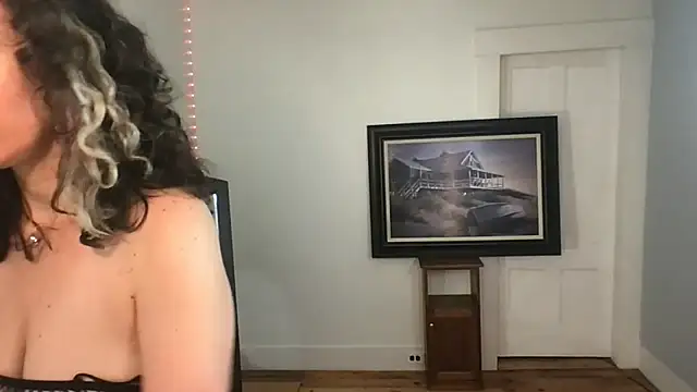 BonfireBonnie online show from September 25, 1:59 pm