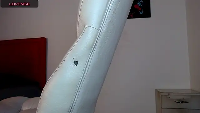 tonibelmont online show from December 27, 9:32 pm