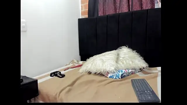 Evaaross 2345 online show from January 10, 5:56 pm