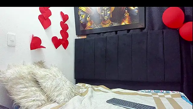 Evaaross 2345 online show from March 1, 12:17 am