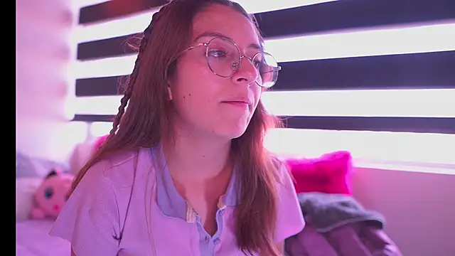 milly kenner online show from January 24, 7:39 pm