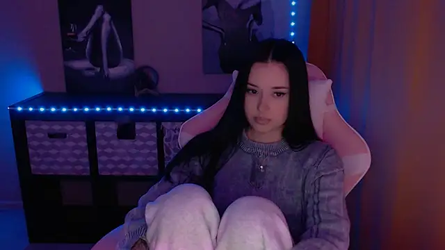 Snapshot of AlisaLink chatting on January 23, 4:48 pm AlisaLink online show from January 23, 4:48 pm