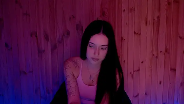 Snapshot of AlisaLink chatting on October 26, 7:25 am AlisaLink online show from October 26, 7:25 am