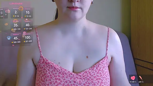 ChubbyMaia online show from March 8, 9:06 am