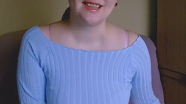 ChubbyMaia online show from March 16, 8:32 am