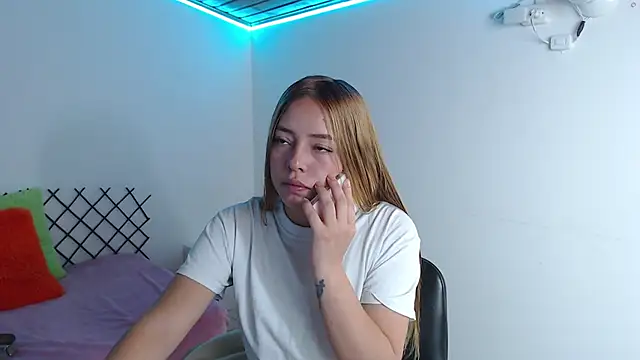 karla charloby online show from September 23, 1:14 pm