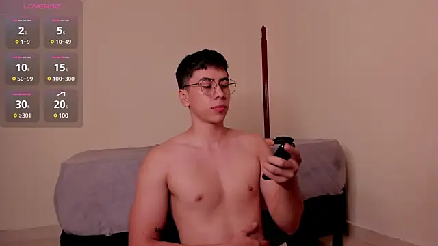 Snapshot of Alexx_oconnor chatting on March 1, 4:22 pm Alexx oconnor online show from March 1, 4:22 pm