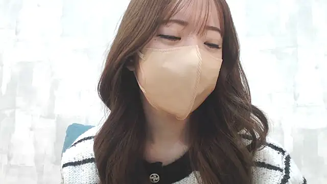 LOVE MOMO LOVE online show from December 16, 11:22 am