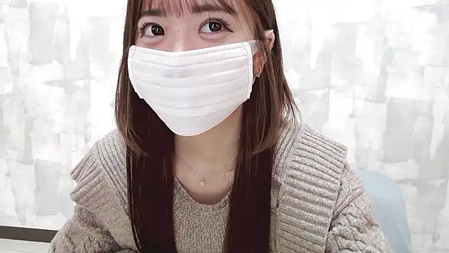 LOVE MOMO LOVE online show from October 7, 11:18 am