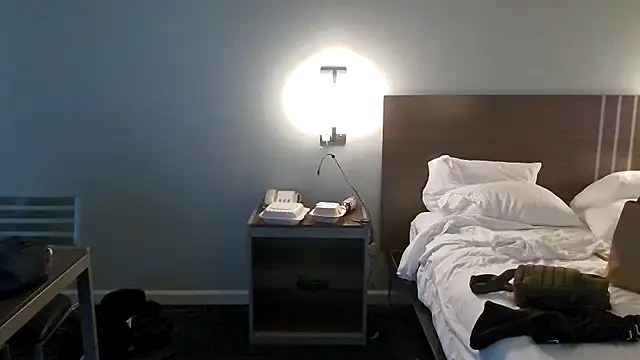 EatMyCake831 online show from January 30, 6:00 pm