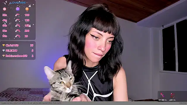 Snapshot of MiaGoth_ chatting on February 20, 3:12 am MiaGoth online show from February 20, 3:12 am