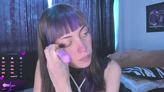 Snapshot of MiaGoth_ chatting on October 9, 7:45 pm MiaGoth online show from October 9, 7:45 pm