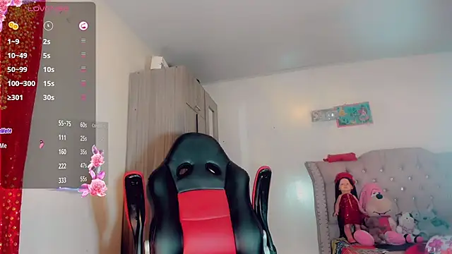 Snapshot of Oriana_braom chatting on October 23, 7:23 pm Oriana braom online show from October 23, 7:23 pm